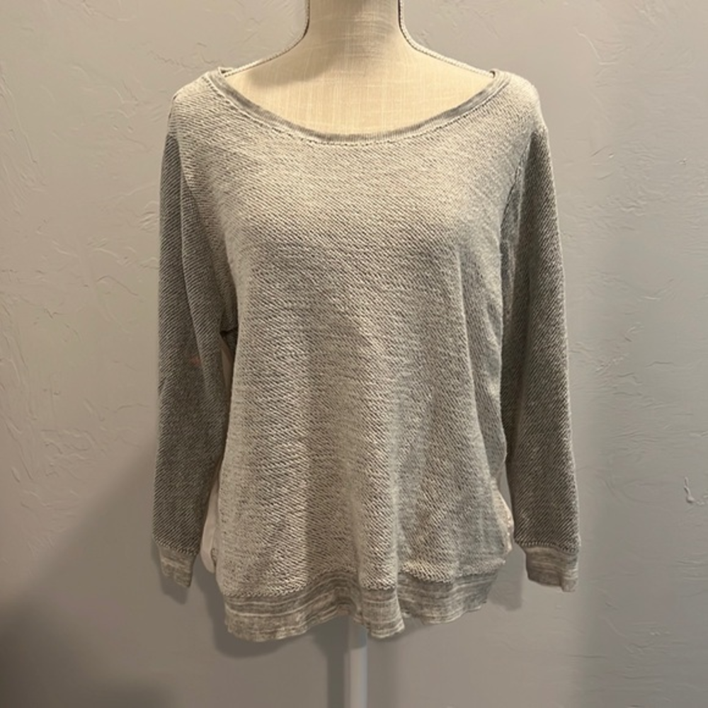American Eagle  Long Sleeve Gray‎ Shirt Chiffon Back Large